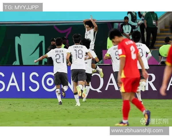 国家足球比赛精彩纷呈各国球队争夺荣誉展现足球魅力与团结精神 国家足球比赛精彩纷呈各国球队争夺荣誉展现足球魅力与团结精神